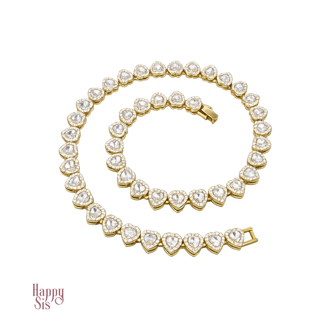 Goudkleurige Amora Heart tennis Necklace van brass met cubic zirconia, hartvormige tennisketting van 45 cm